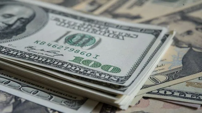 Las nuevas importaciones desde este martes ya no pagarán el Impuesto PAIS.