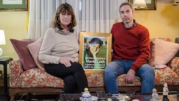 "Seguimos buscando a María Cash. Si sabés algo, llamá al (011) 15 3390 6267", rezan los carteles de la familia que mantiene la lucha (Foto: Matías Arbotto)