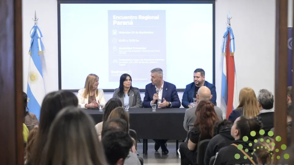 Hein acompañó el Encuentro Regional Paraná de SEDRONAR sobre consumos problemáticos y salud mental